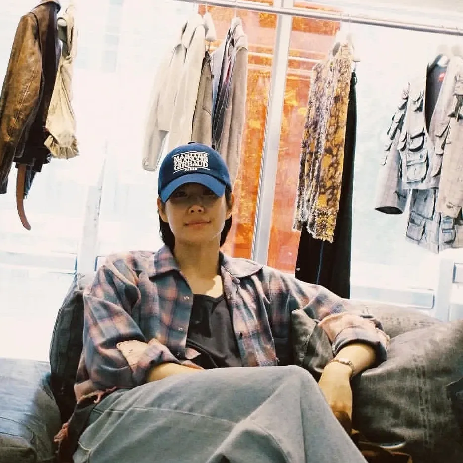Behind-the-scenes cut of MJ (ASTRO)