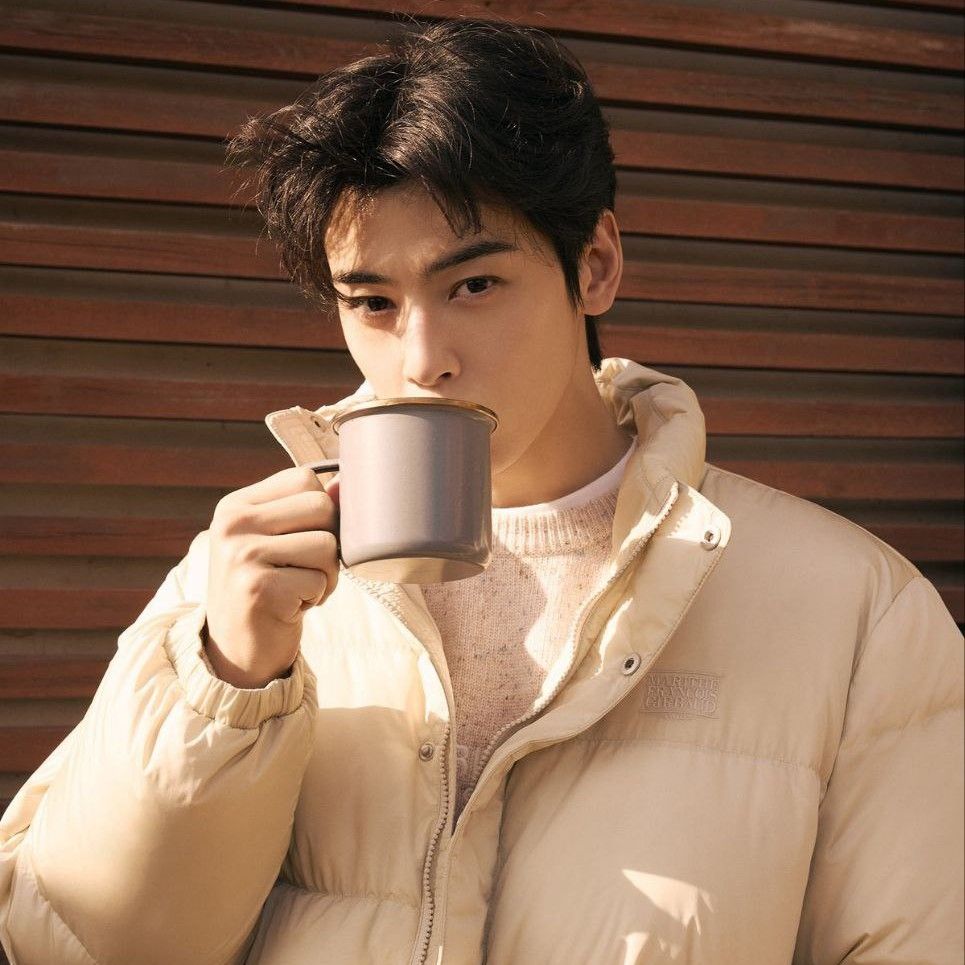 Behind-the-scenes cut of Eunwoo (ASTRO)