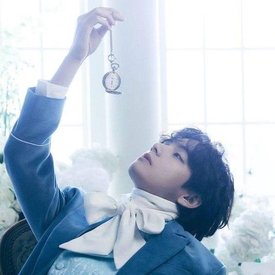 A moment captured by V (BTS)'s fan