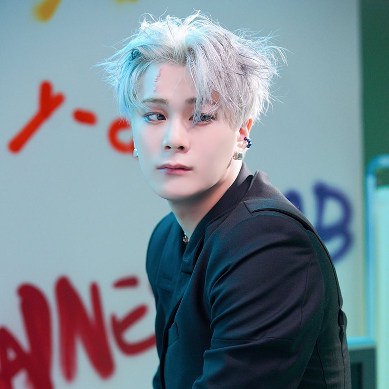 Behind-the-scenes cut of Moonbin (ASTRO)