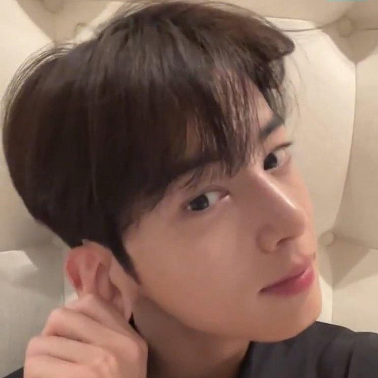 Recent activity shot of Eunwoo (ASTRO)