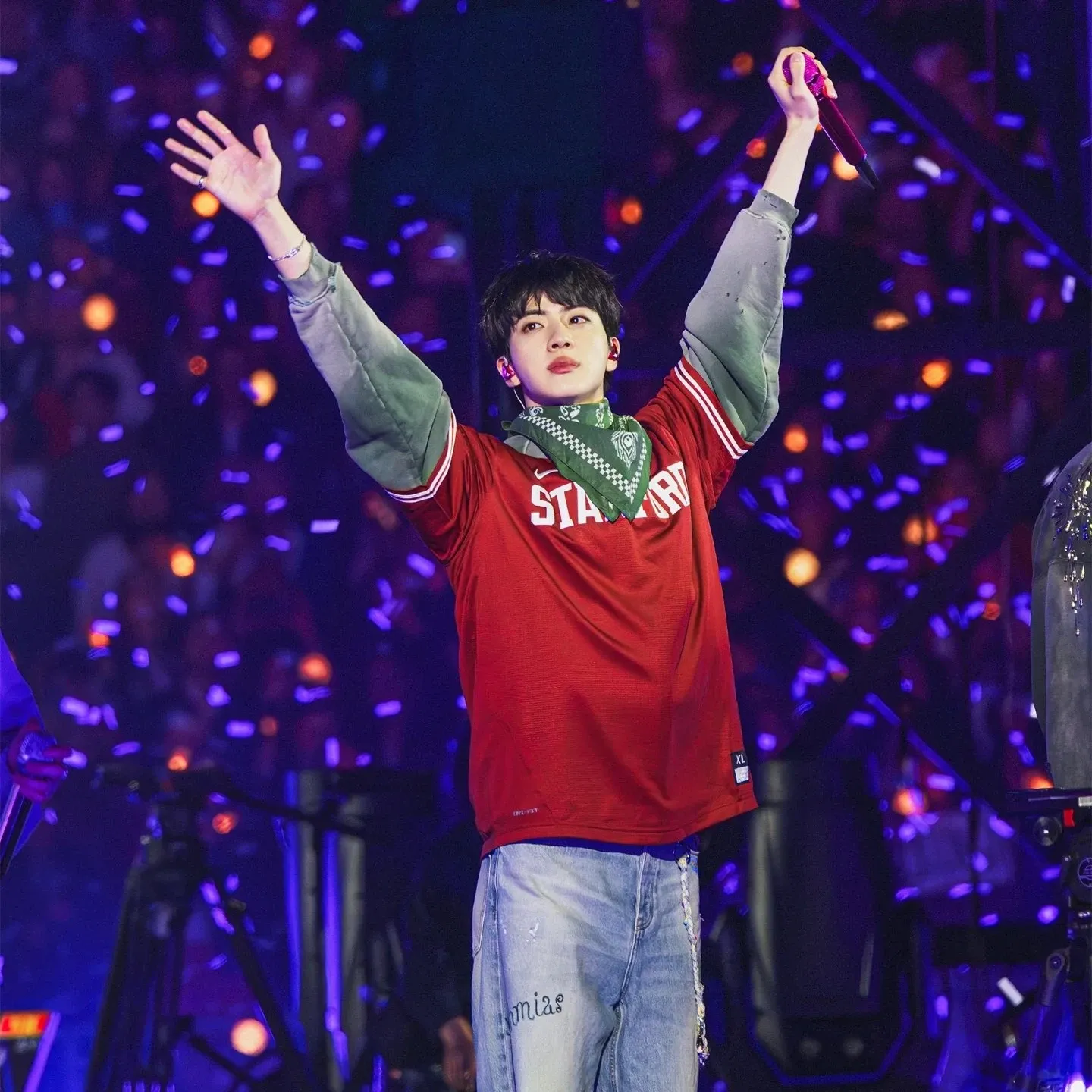 Foto terbaru Jin (BTS)
