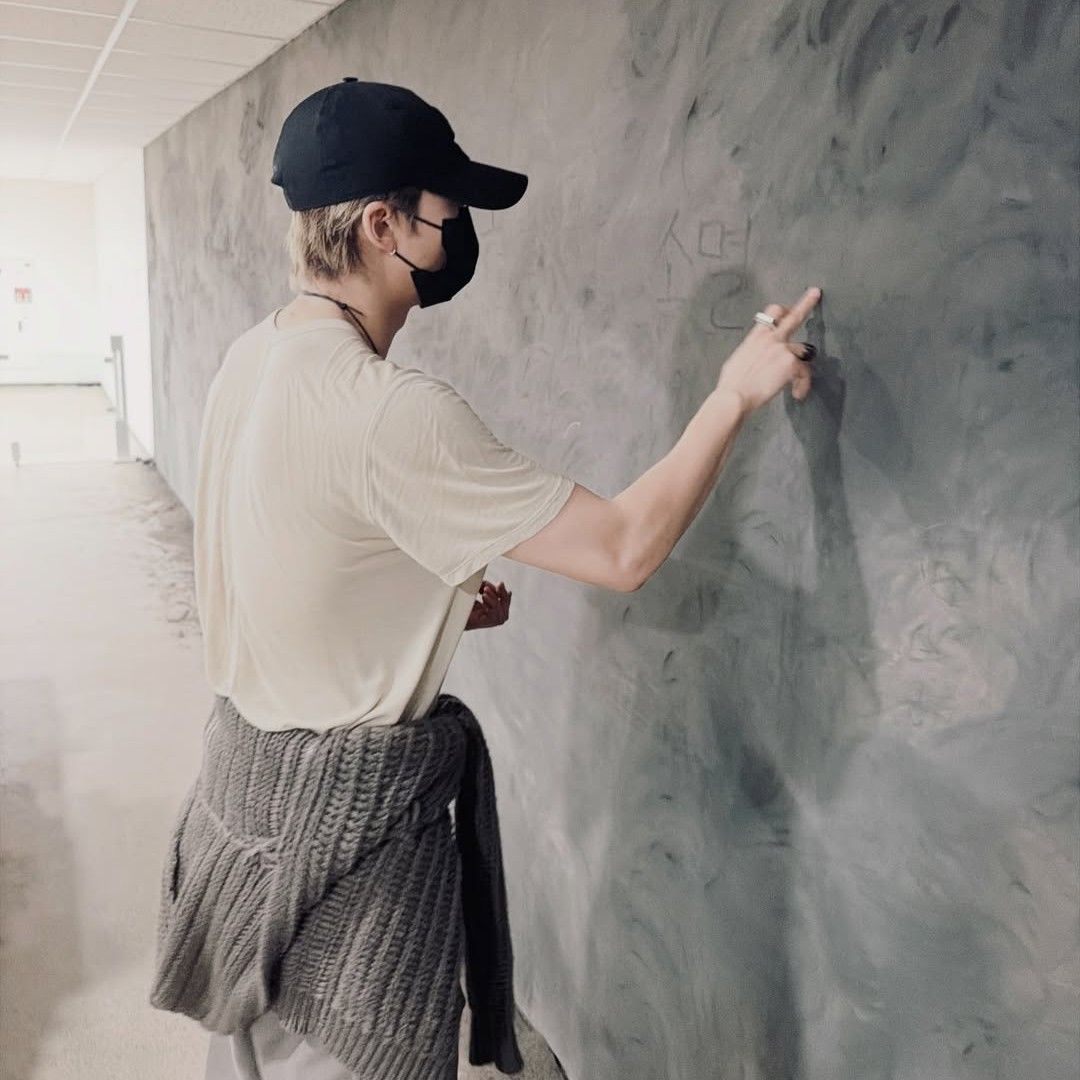 RM (防弹少年团)的最新活动照片