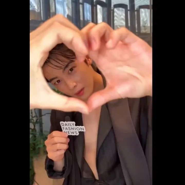 Latest photo of Eunwoo (ASTRO)