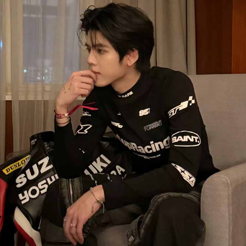 佑瀧 (NexT1DE)的最新照片