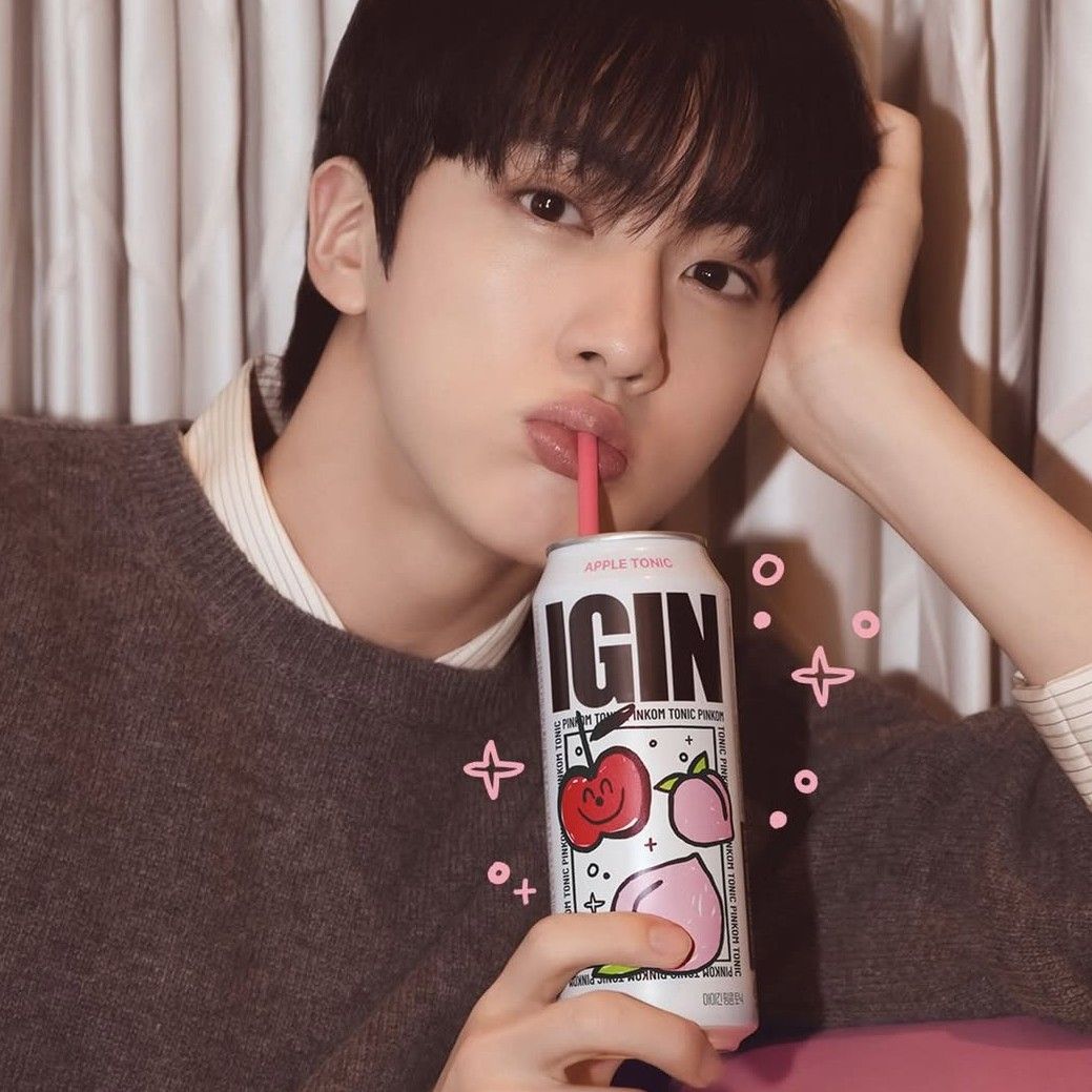 진 (방탄소년단)의 비하인드 컷