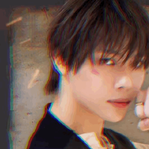 A moment captured by Nicholas (&TEAM)'s fan