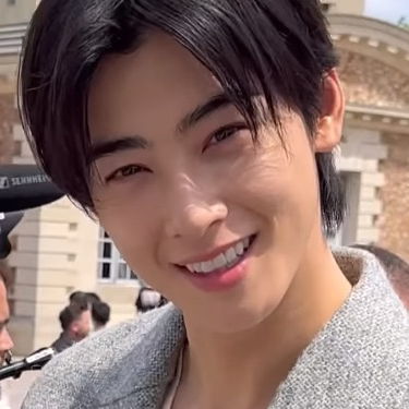 Behind-the-scenes cut of Eunwoo (ASTRO)