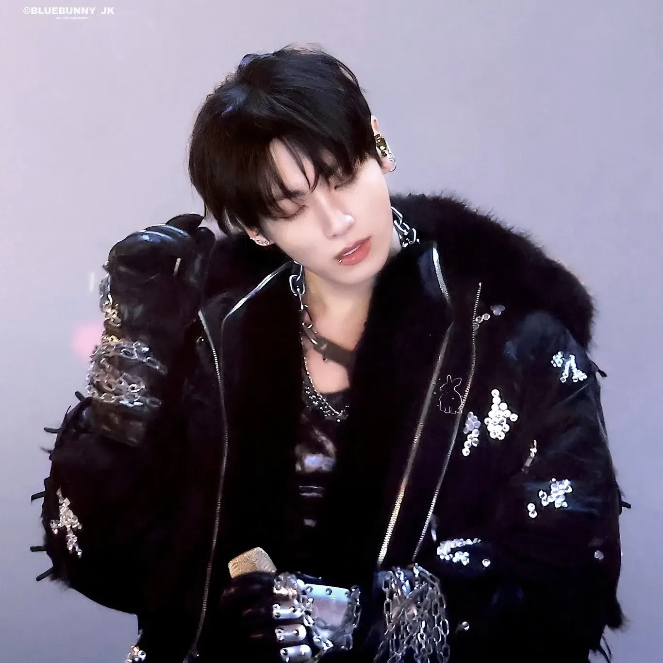 Momen yang diabadikan oleh penggemar Jungkook (BTS)