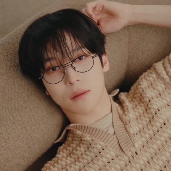 ATEEZの舞台裏ショット