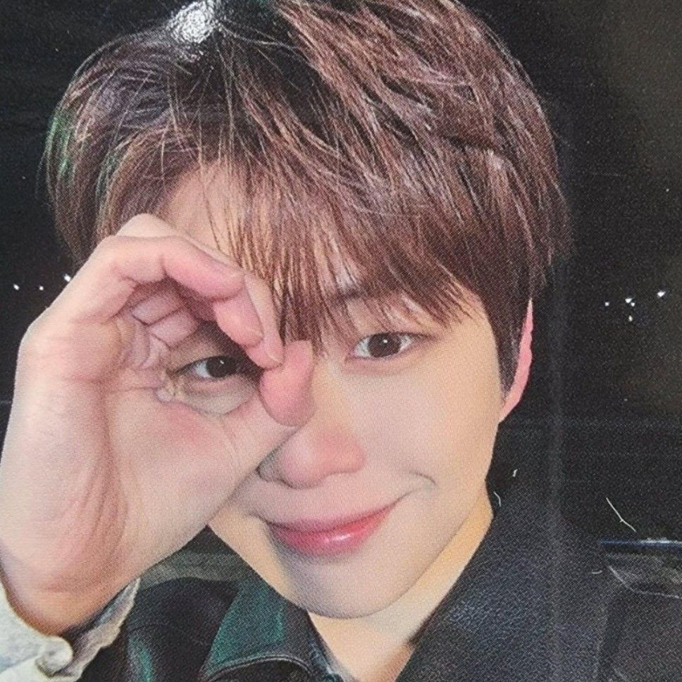 강다니엘의 최신 사진