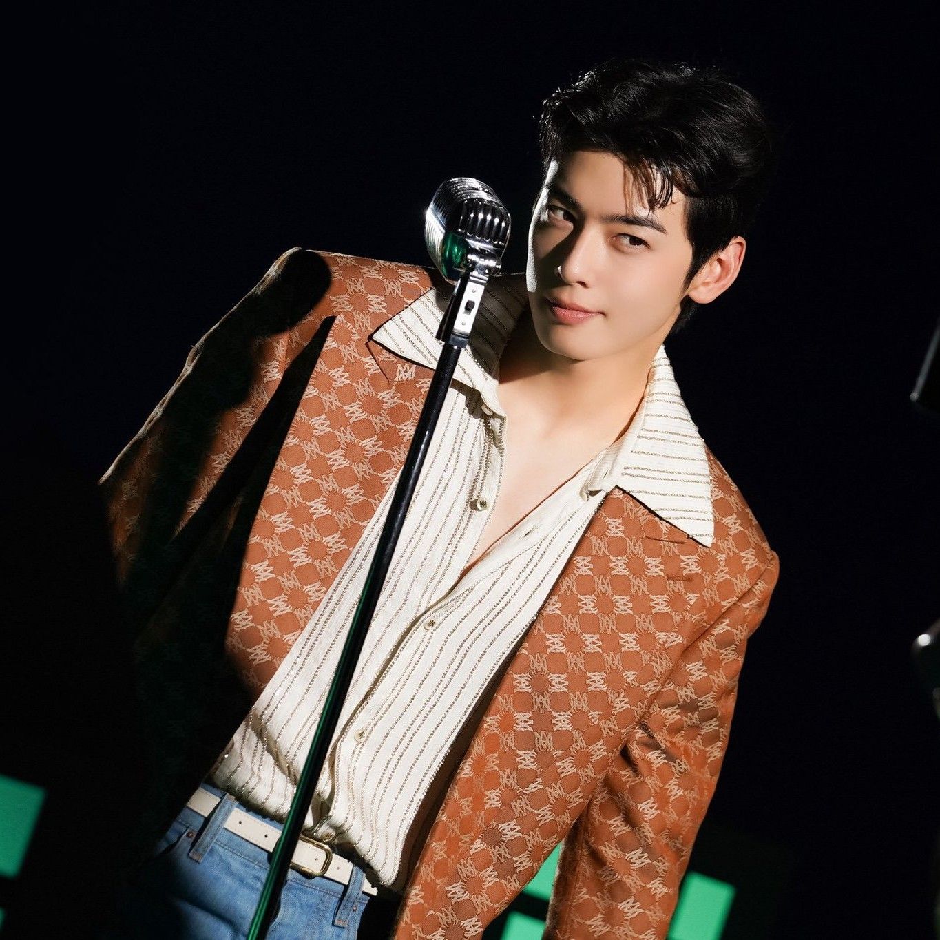 Behind-the-scenes cut of Eunwoo (ASTRO)