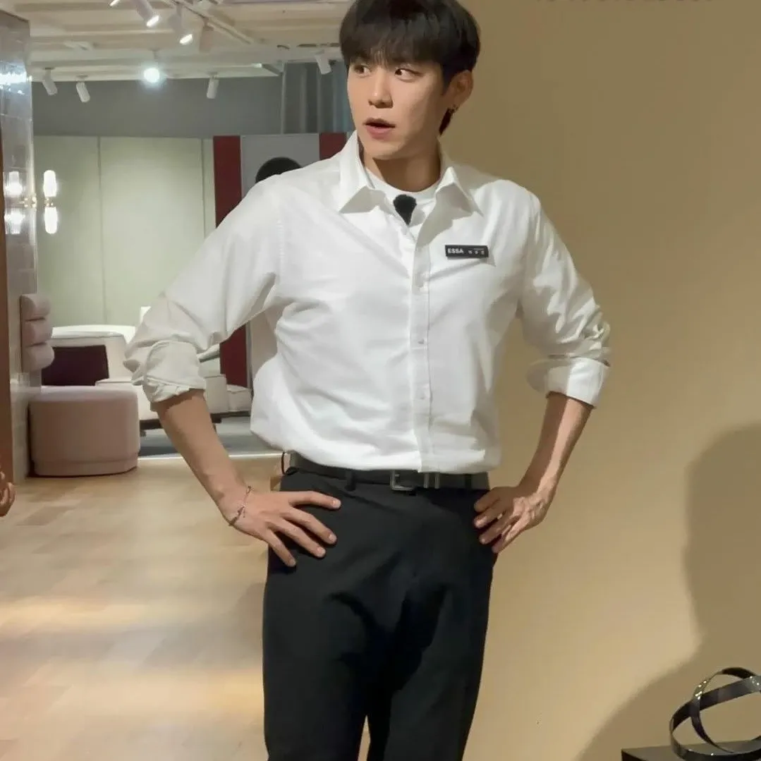 Latest photo of Park Woojin (AB6IX)