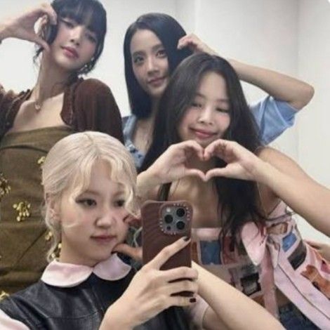 Hot post catching attention from 자유게시판's fandom