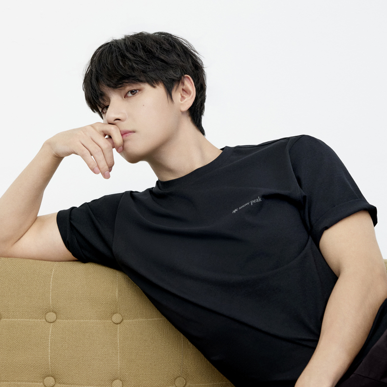 V (BTS)の最近の活動写真