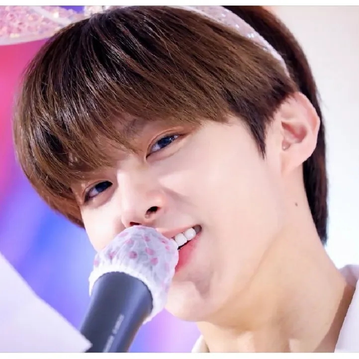 김우석의 최신 사진