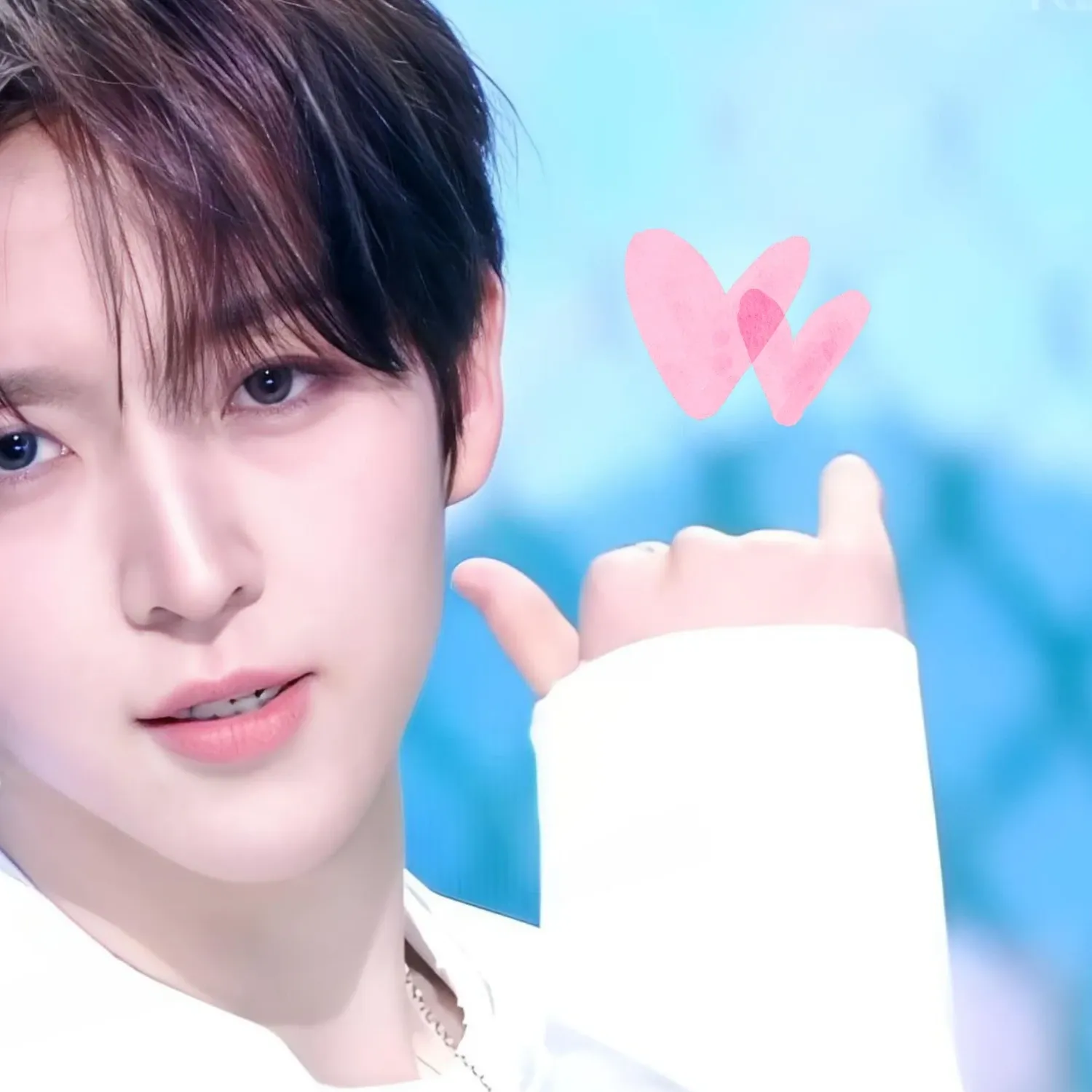 Behind-the-scenes cut of Donghyeon (KickFlip)