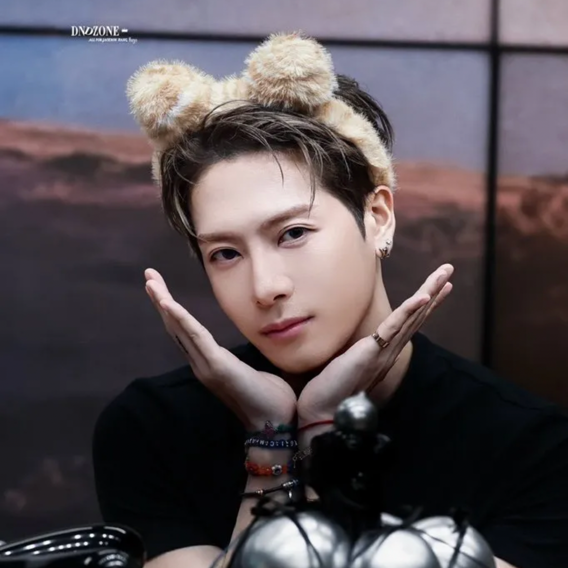 Behind-the-scenes cut of Jackson (GOT7)