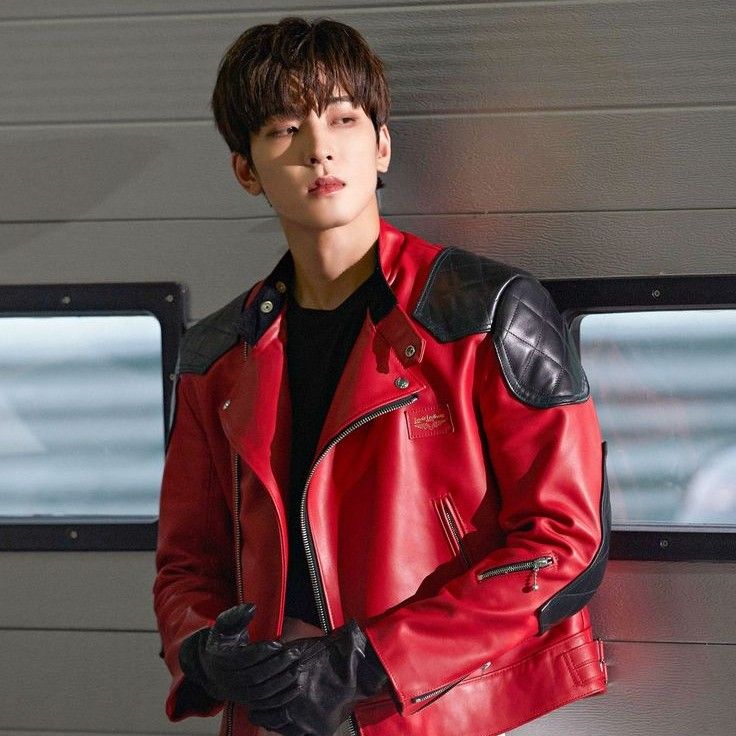 Behind-the-scenes cut of Wonwoo (SEVENTEEN)
