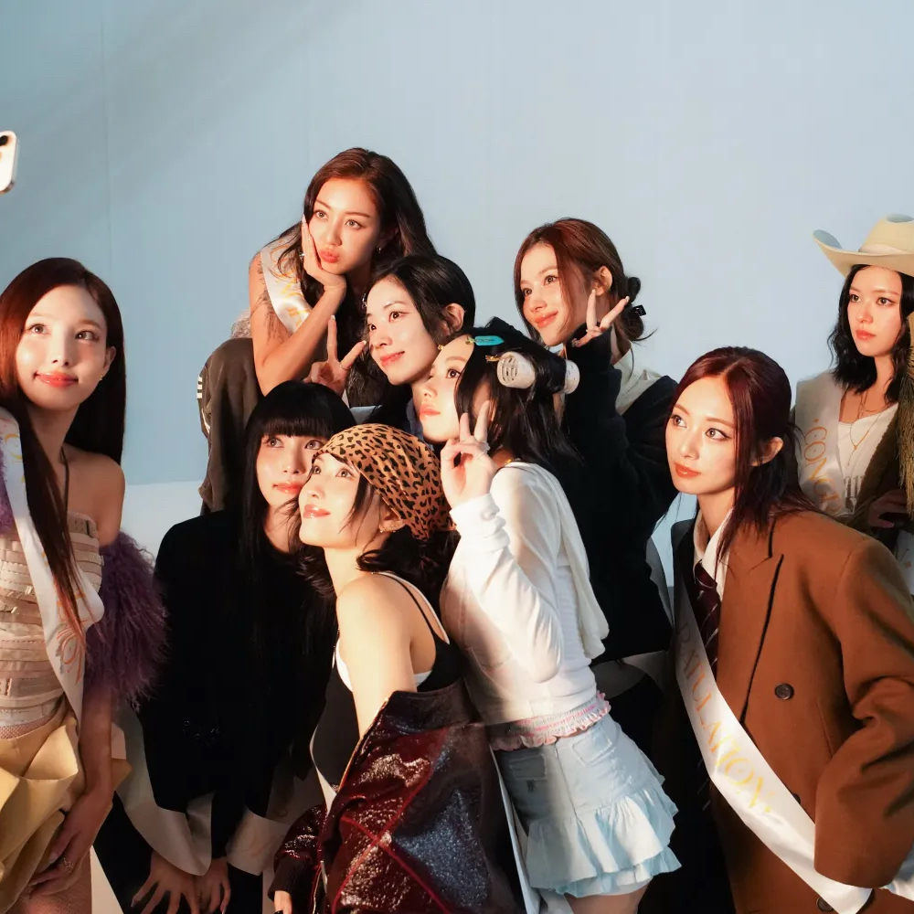 Momen yang diabadikan oleh penggemar TWICE