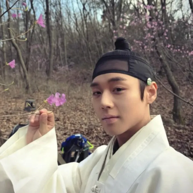 박지훈의 최신 사진