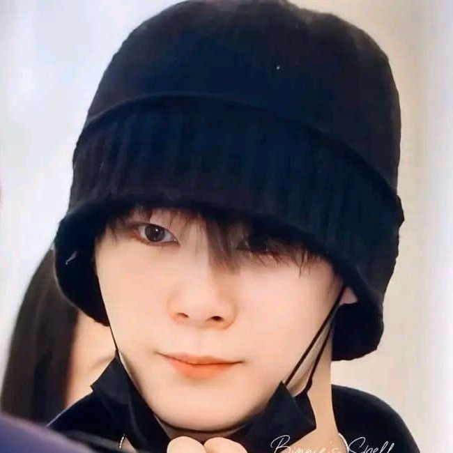 Latest photo of Moonbin (ASTRO)