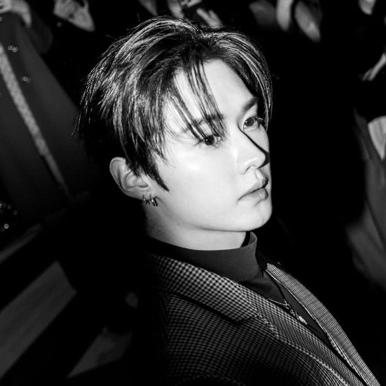 Behind-the-scenes cut of Lee Know (Stray Kids)