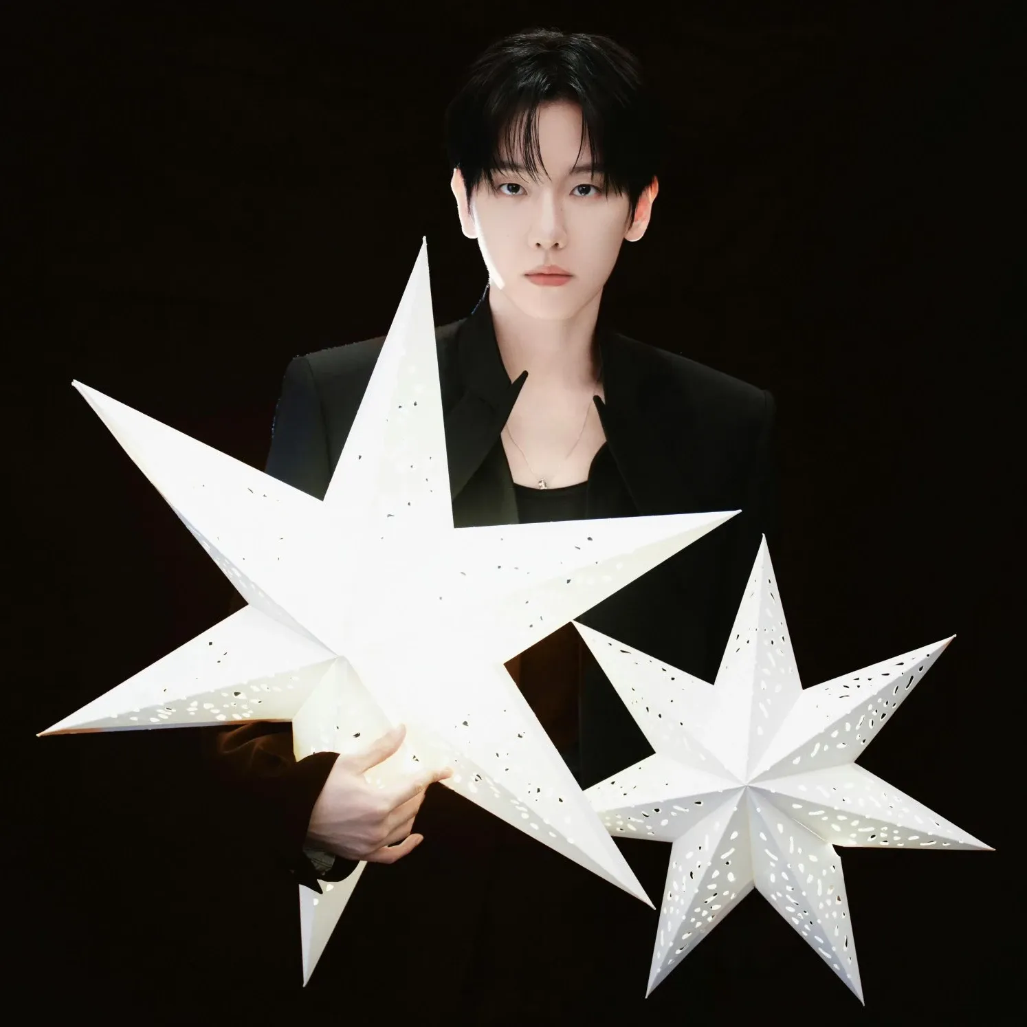 백현 (EXO)의 비하인드 컷