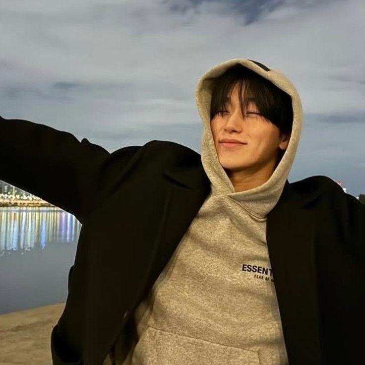 에이티즈의 비하인드 컷