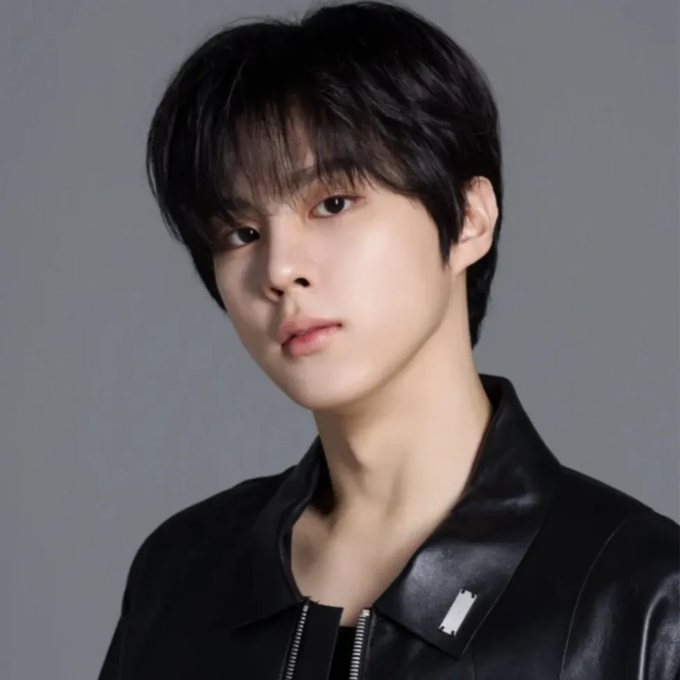 김우석 최근 활동샷