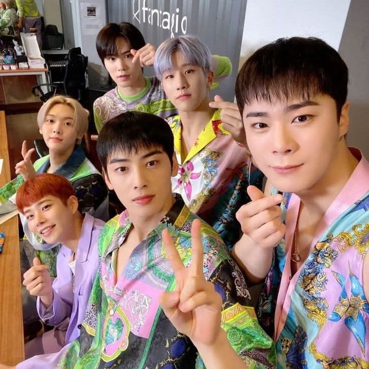 아스트로의 비하인드 컷