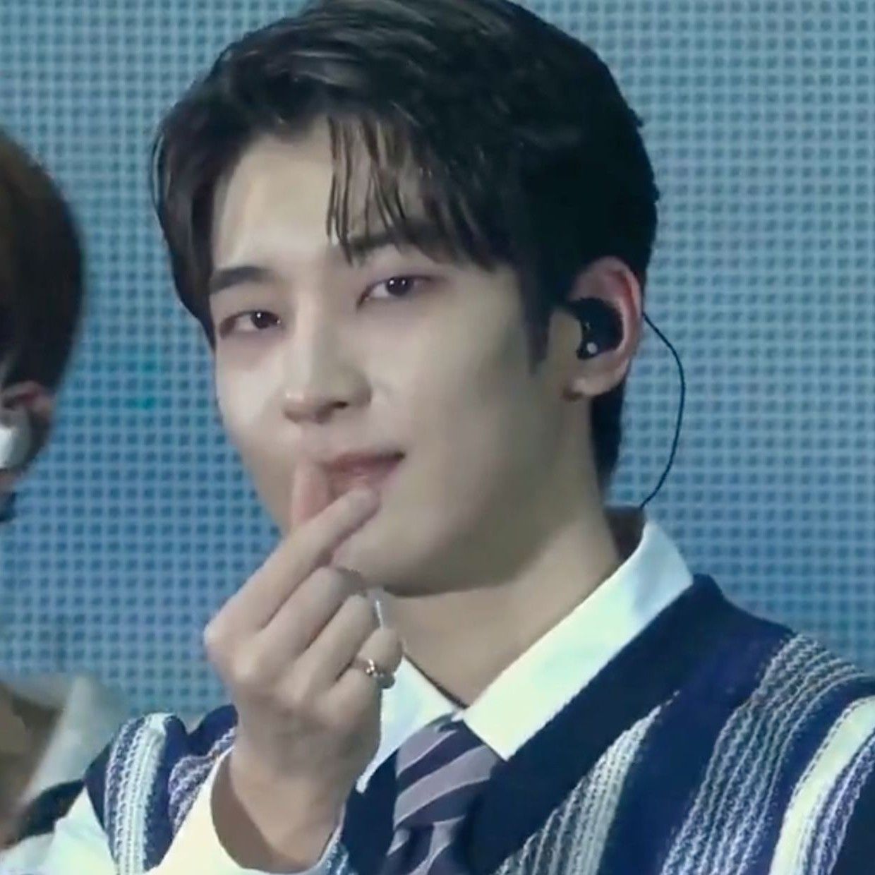 원우 (세븐틴)의 비하인드 컷