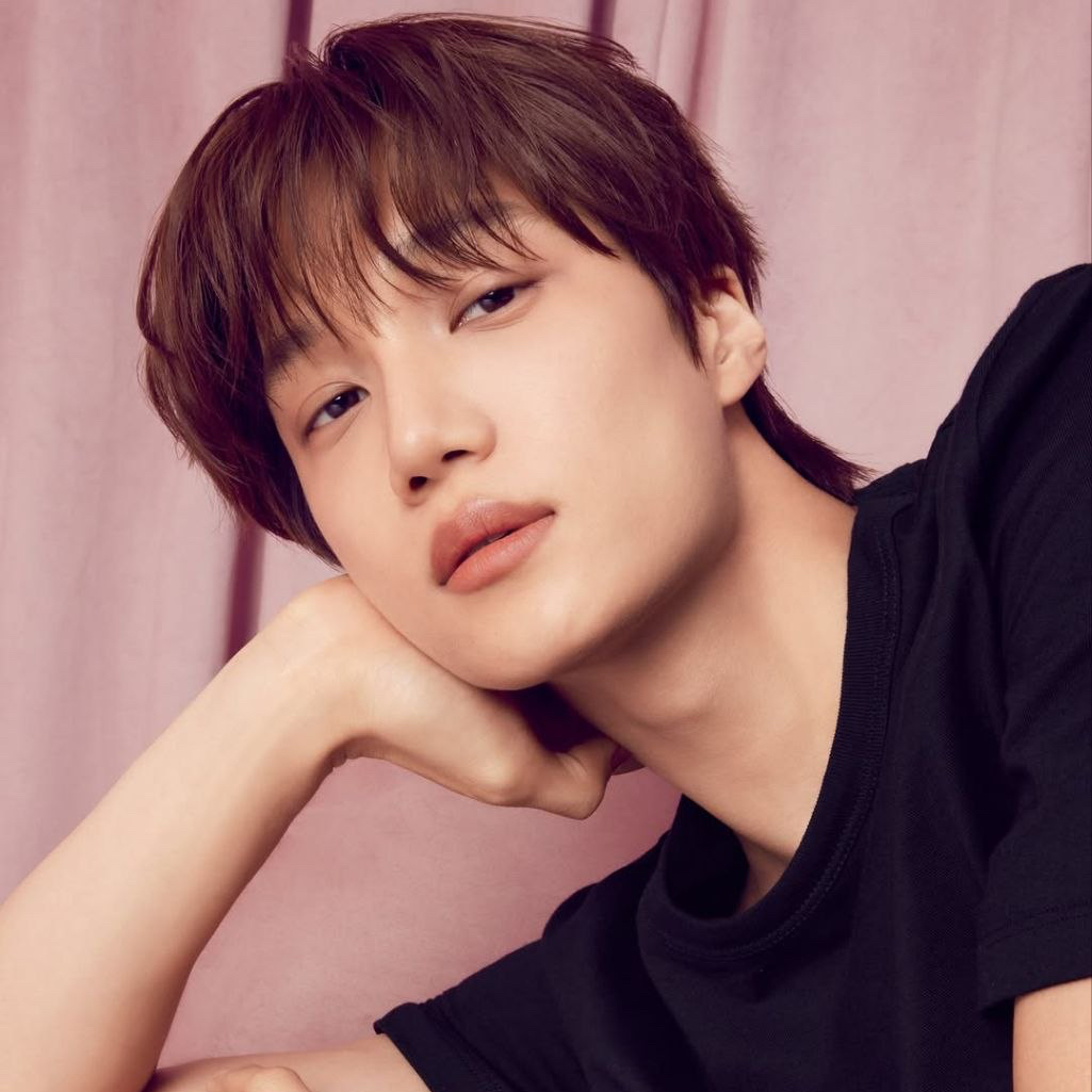 Behind-the-scenes cut of Kai (EXO)