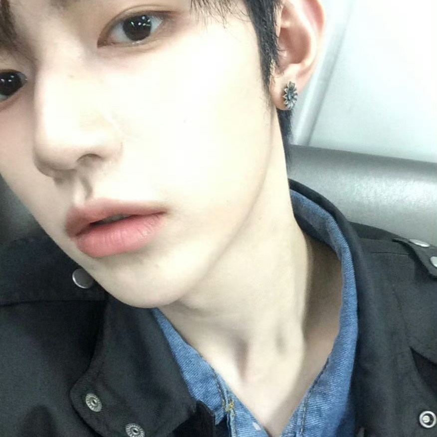 Recent activity shot of Zhang Hao