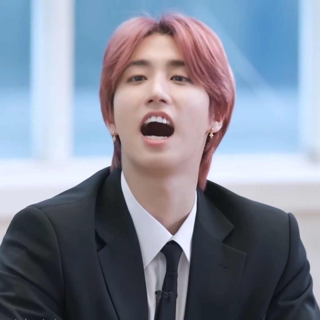 Recent activity shot of HAN (Stray Kids)