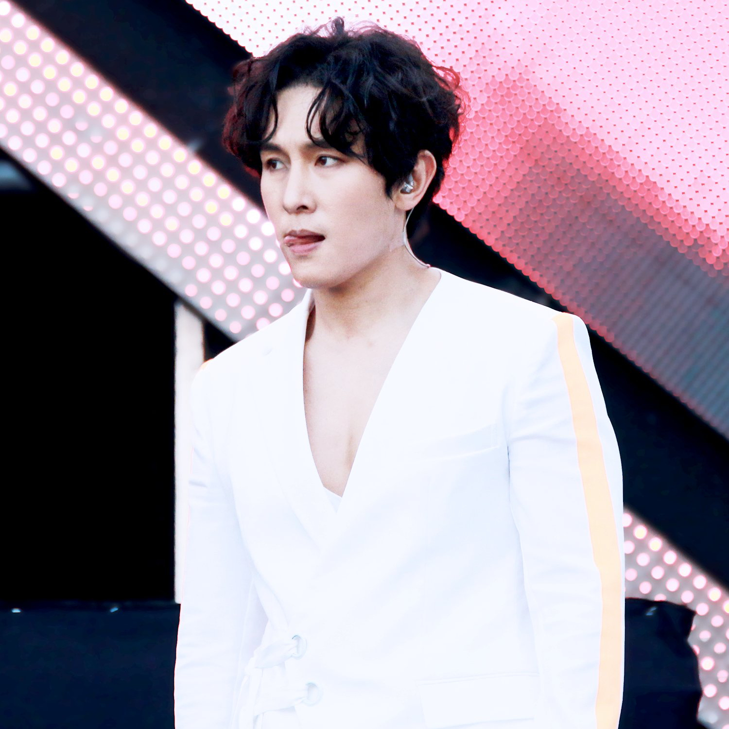 A moment captured by Kim Dongwan (SHINHWA)'s fan