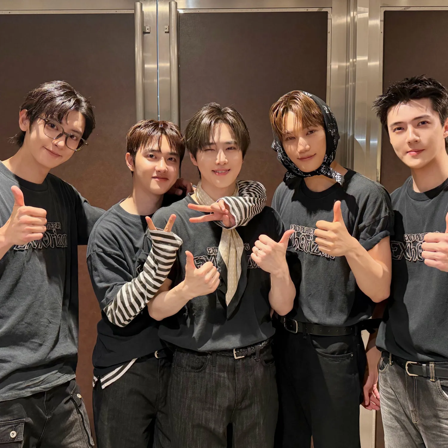 EXO의 비하인드 컷