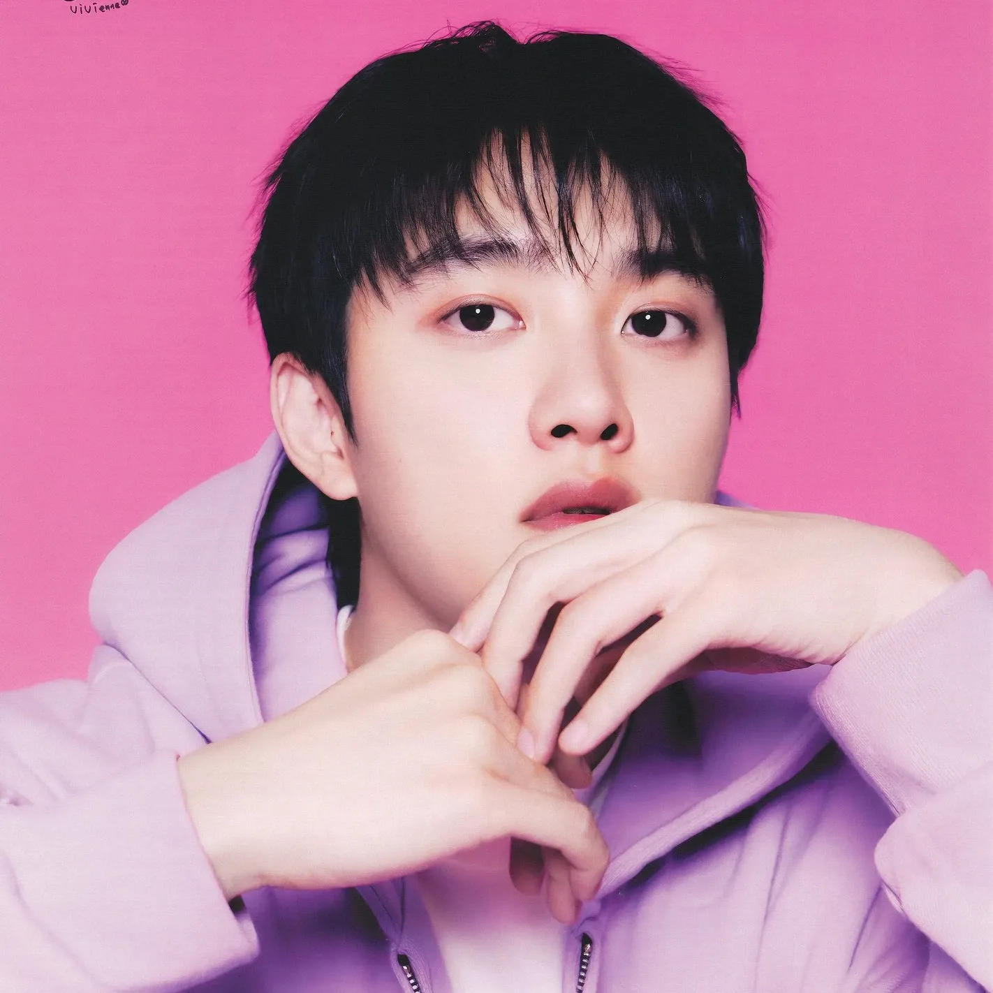 Foto aktivitas terbaru D.O. (EXO)