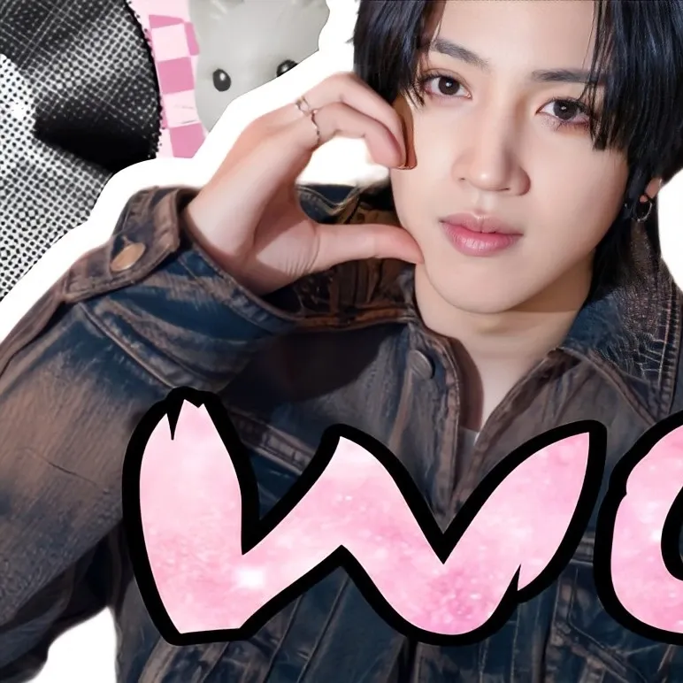 A moment captured by Wooseok (PENTAGON)'s fan