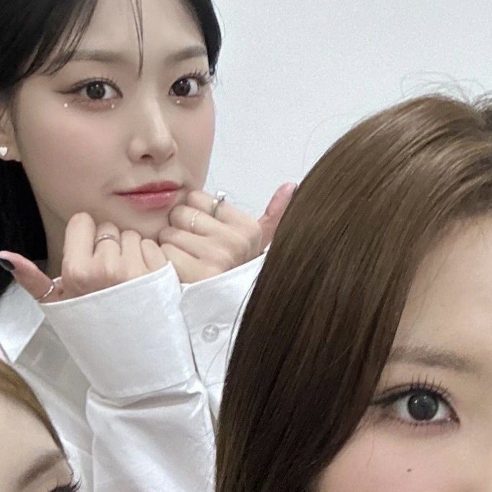 Latest photo of Loossemble