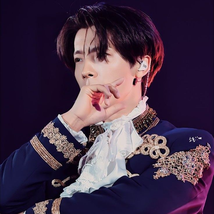 Recent activity shot of Donghae (Super Junior)