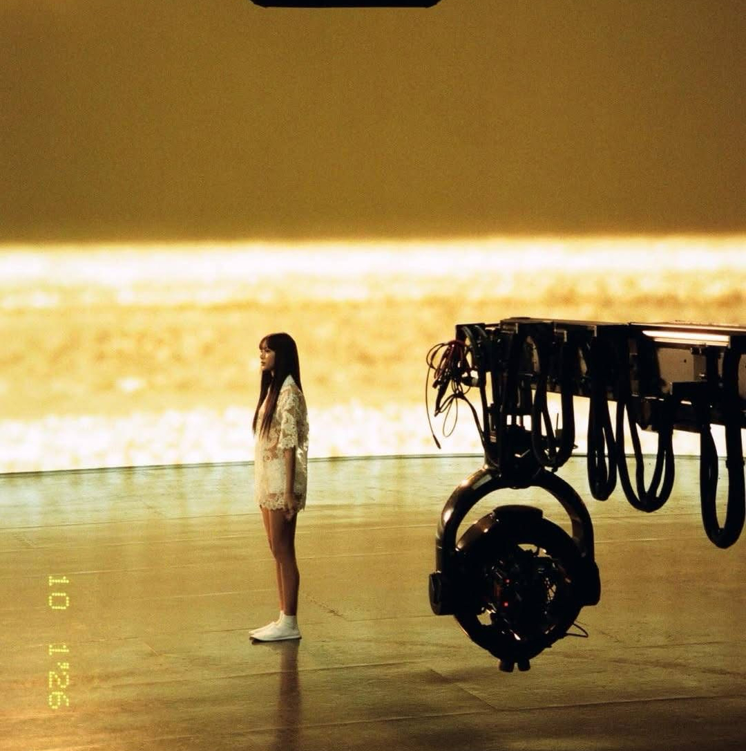 리사 (BLACKPINK)의 비하인드 컷