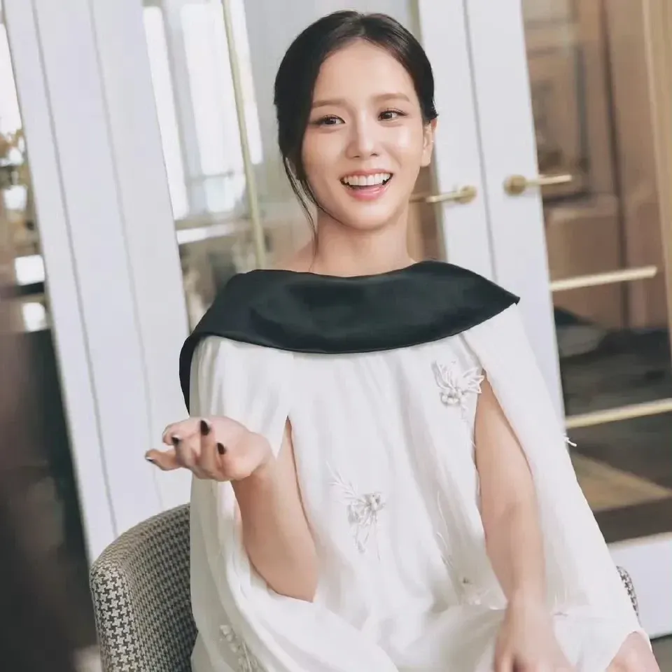 Momen yang diabadikan oleh penggemar Jisoo (BLACKPINK)
