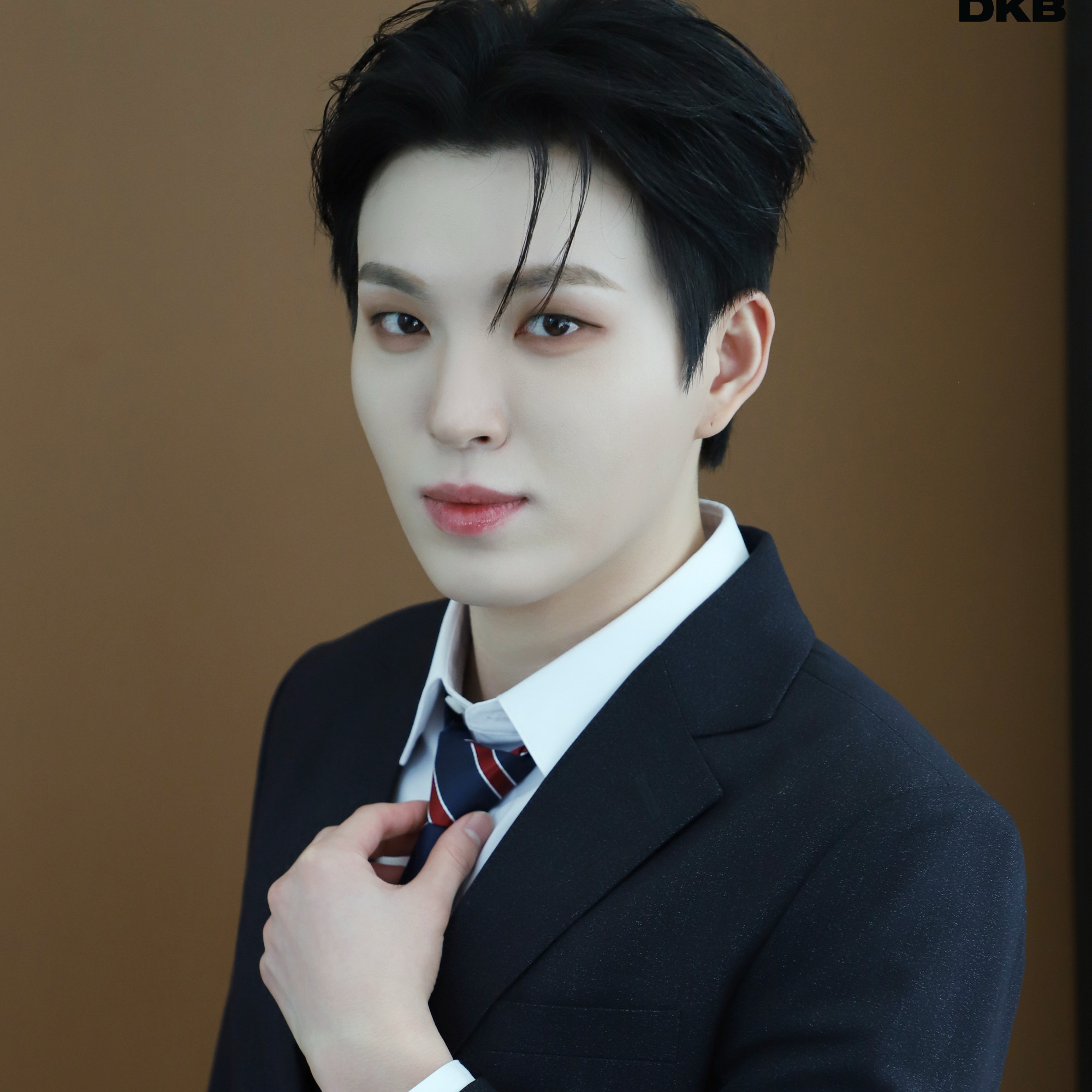 Behind-the-scenes cut of HEECHAN (DKB)