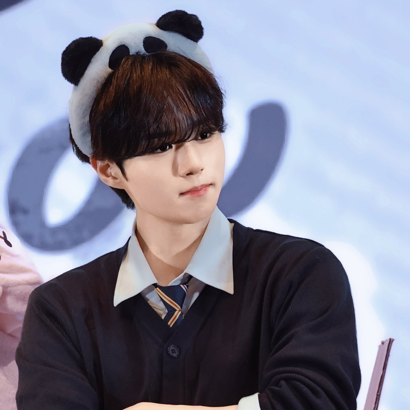 キム・ジュンソ (ALPHA DRIVE ONE)の舞台裏ショット