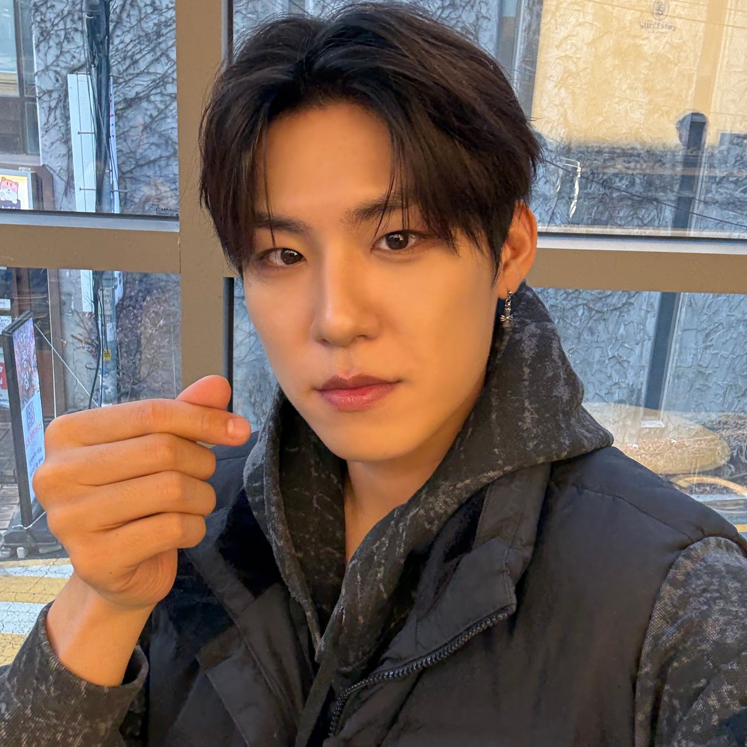 Behind-the-scenes cut of Park Woojin (AB6IX)