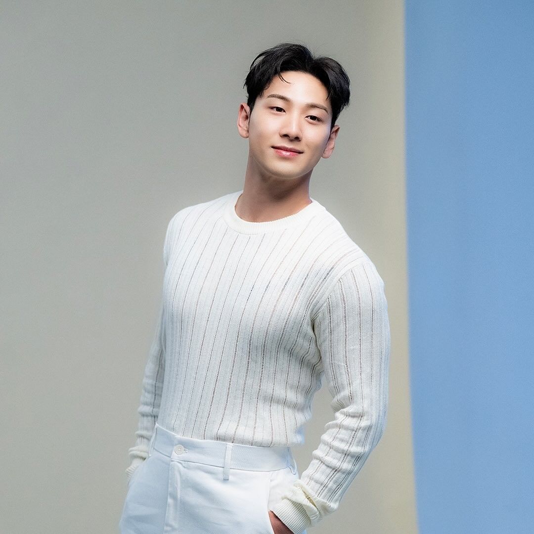 백호 최근 활동샷