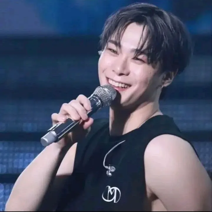 Behind-the-scenes cut of Moonbin (ASTRO)