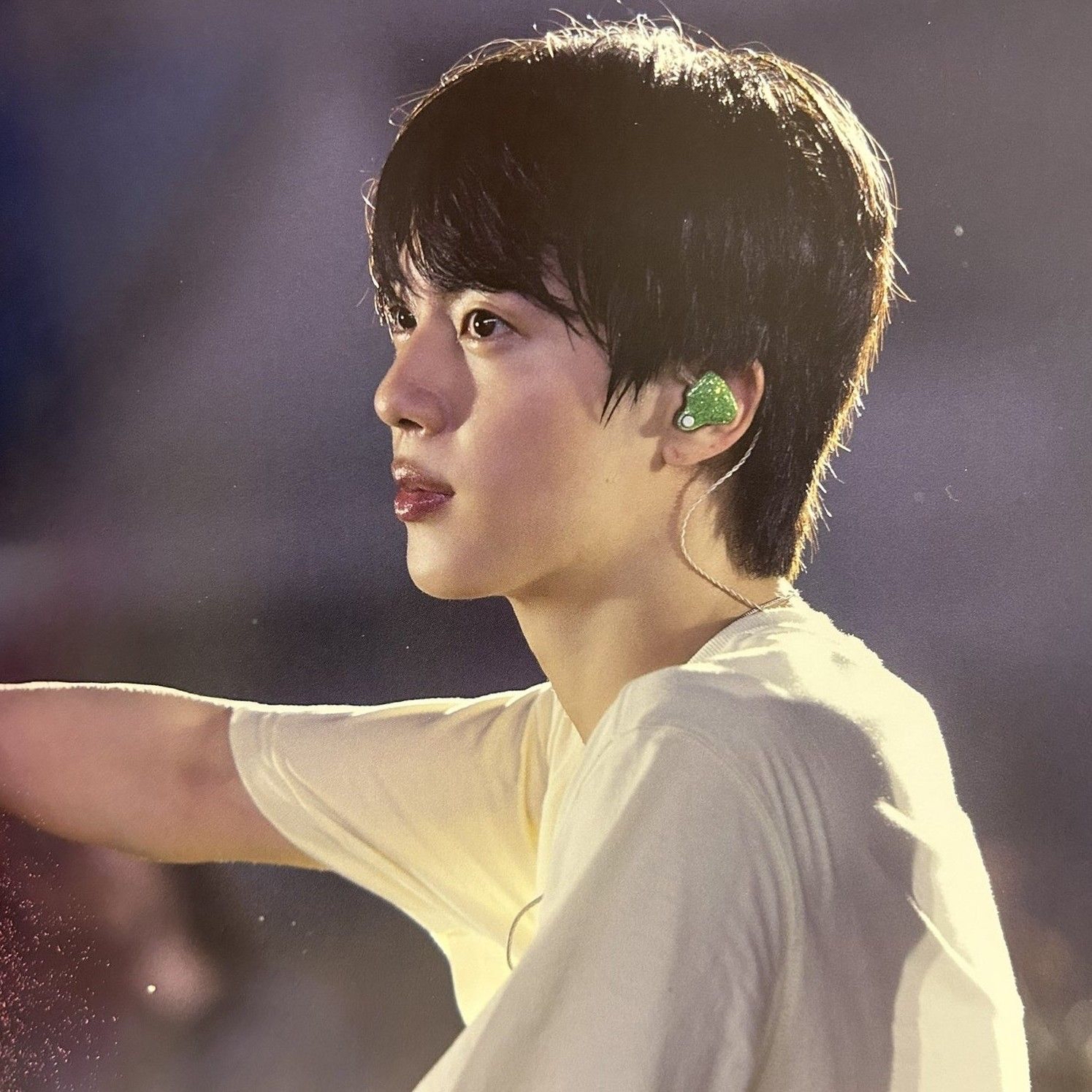 진 (방탄소년단)의 비하인드 컷