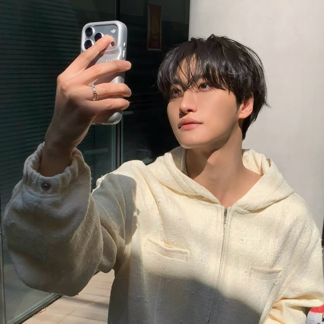 ATEEZ的最新照片